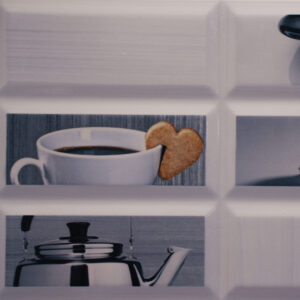 Highlighted Kitchen Finish (Glossy) – Ceramic Wall Tile 250×375
