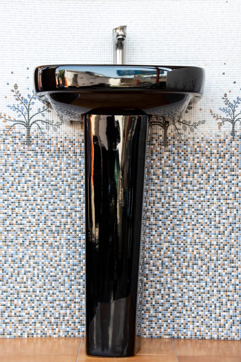 Pedestal Basin Gloss Black