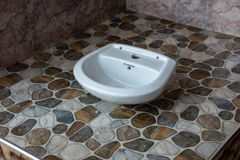 Wall Hung Basin White Compact